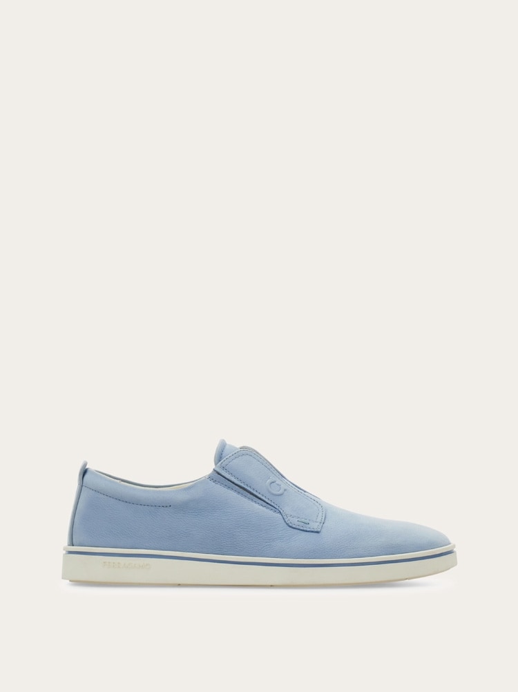 Derby slip-on