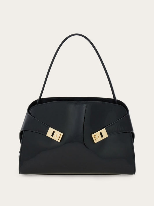 Hug Soft shoulder bag (M)