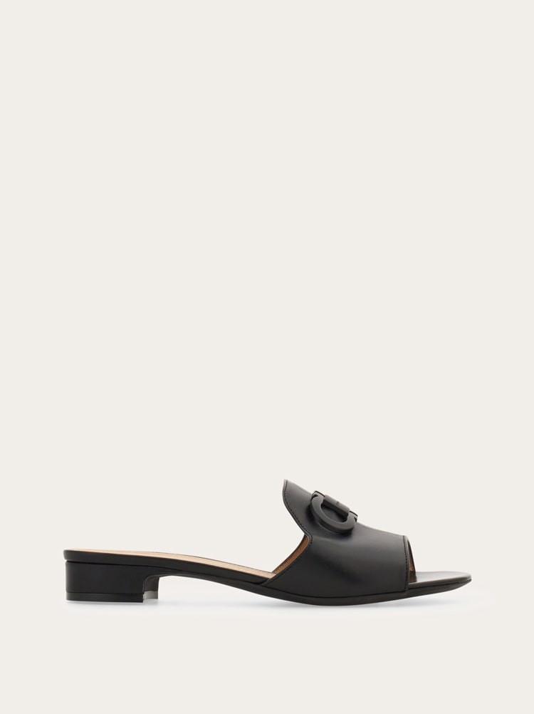 Gancini ornament slide