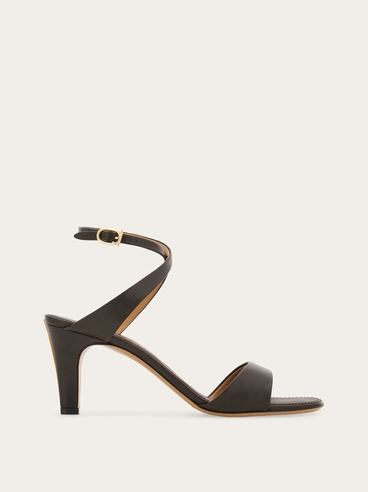 Mid heel sandal