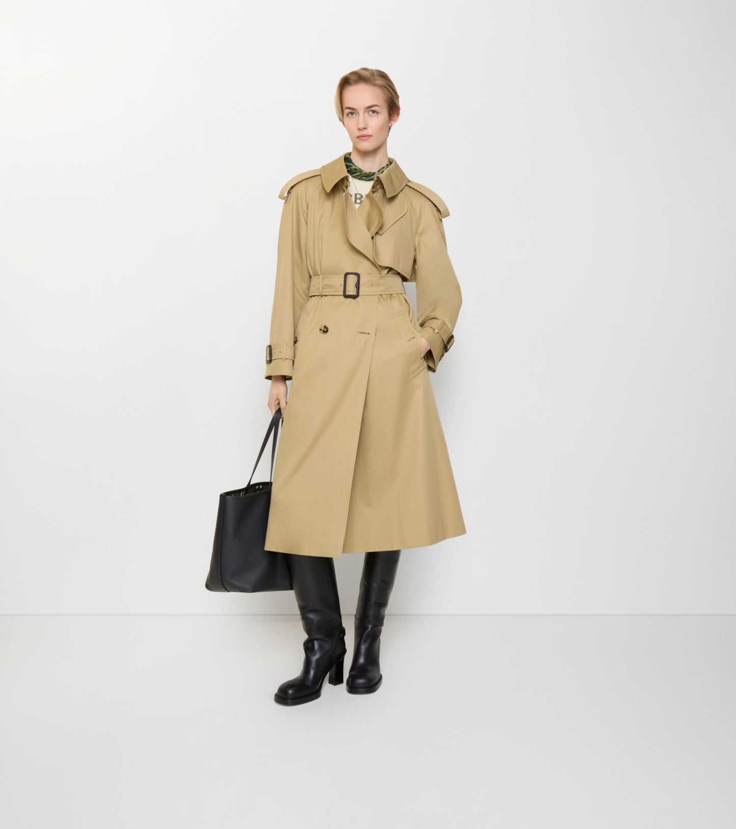 Long Gabardine Fitzrovia Trench Coat in Beige