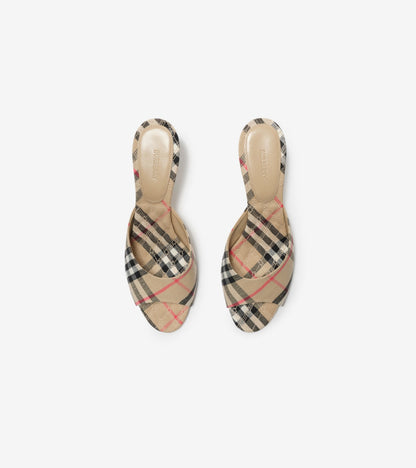 Check Mews Low Sandals in Sand beige