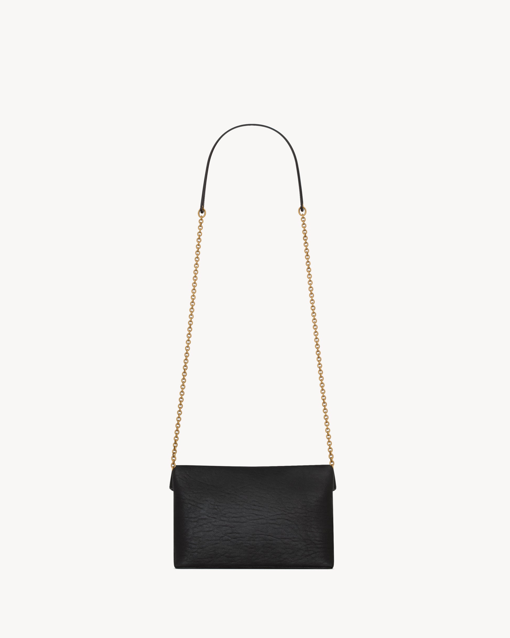 CASSANDRE small chain pouch in lambskin