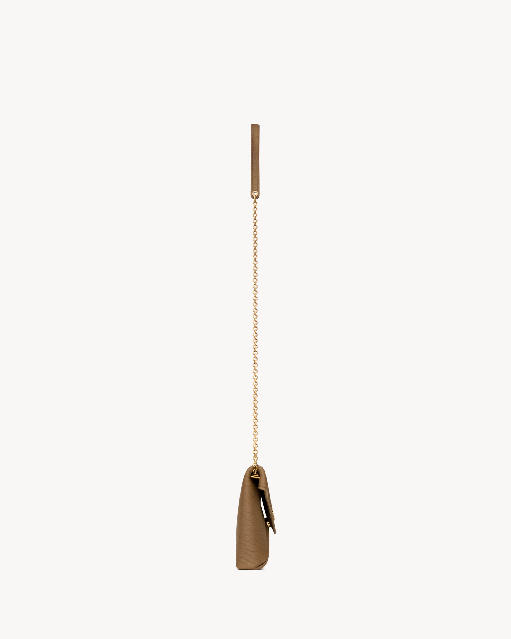 CASSANDRE small chain clutch in lambskin