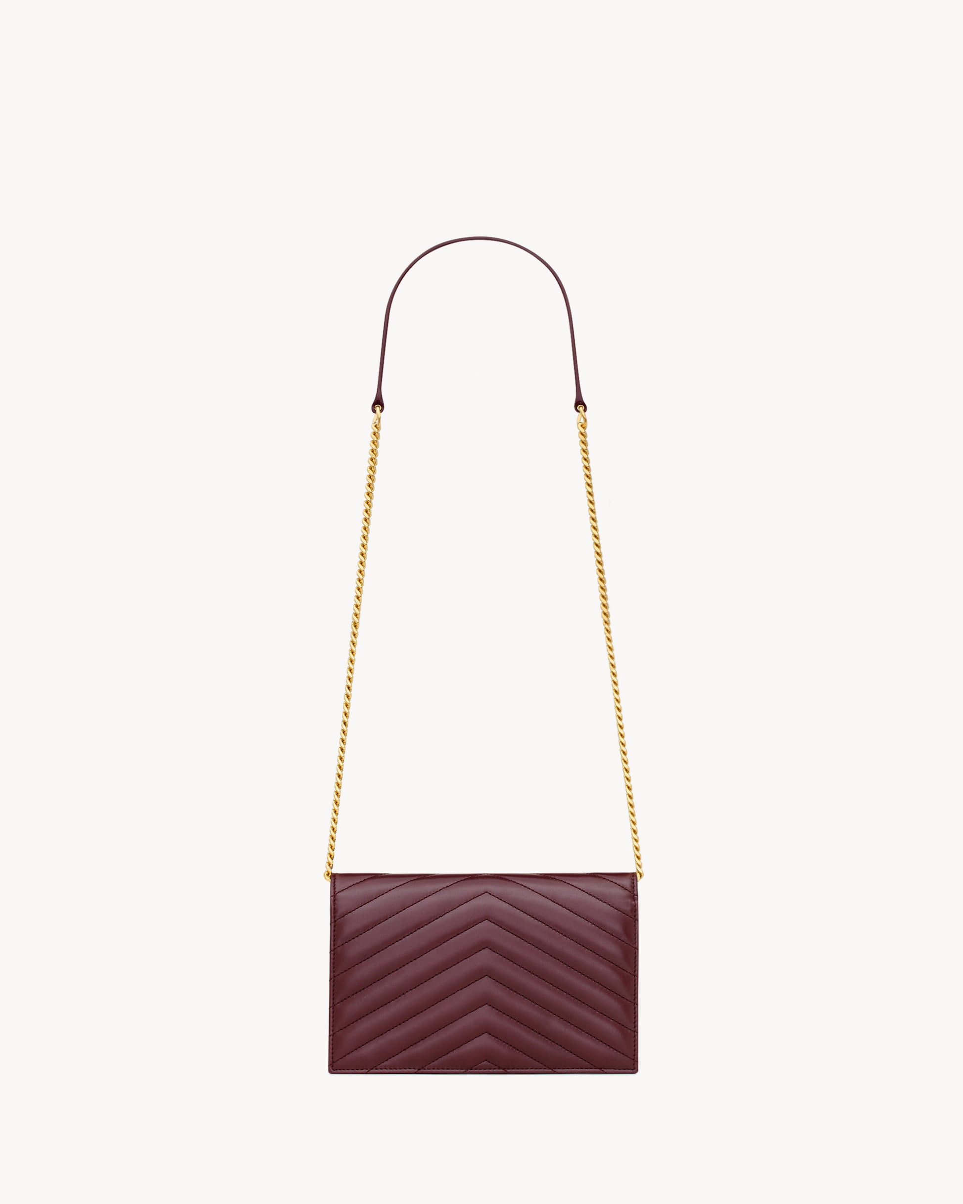 CASSANDRE ENVELOPE CHAIN WALLET IN LAMBSKIN