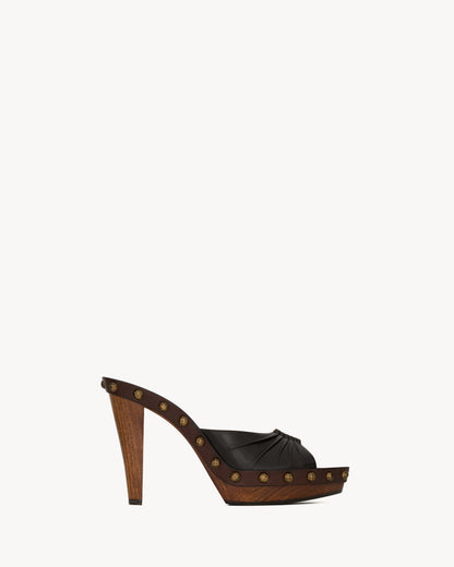 BABYLONE clogs in smooth leather