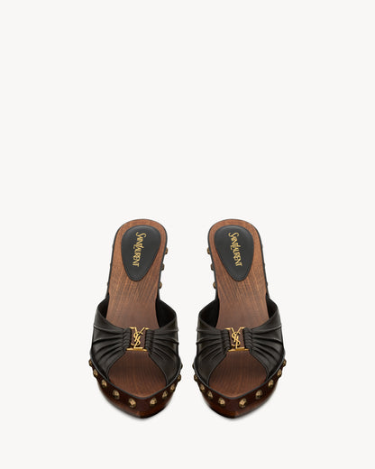 BABYLONE clogs in smooth leather