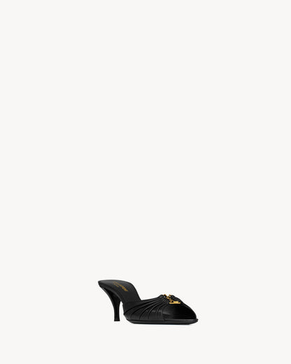 BABYLONE mules in smooth leather