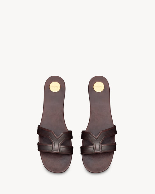 MABROUKA slides in smooth leather