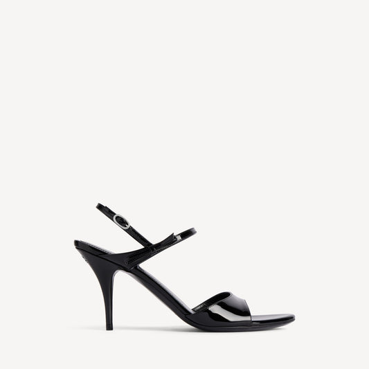 Avenue bow sandal