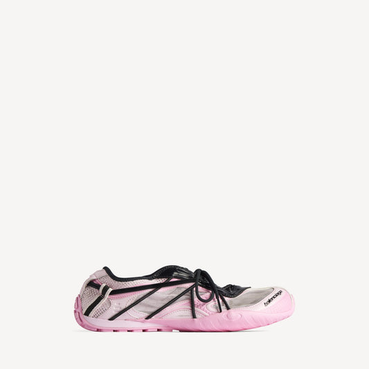 Radar slip-on sneaker