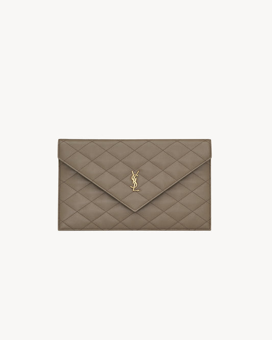 PARIS pouch in GRAIN DE POUDRE leather