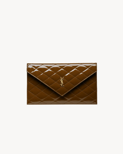 PARIS pouch in patent leather