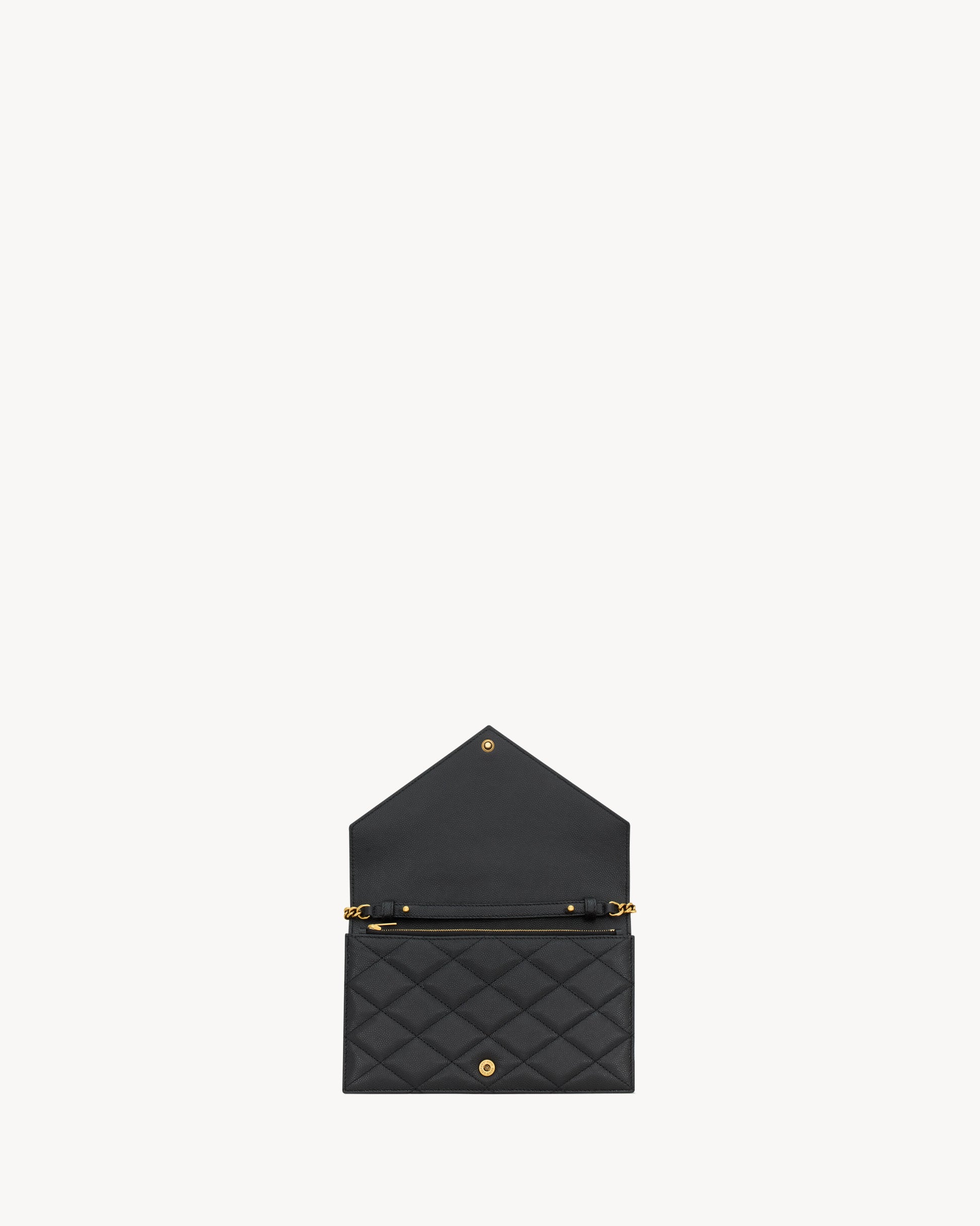 PARIS chain wallet in GRAIN DE POUDRE leather