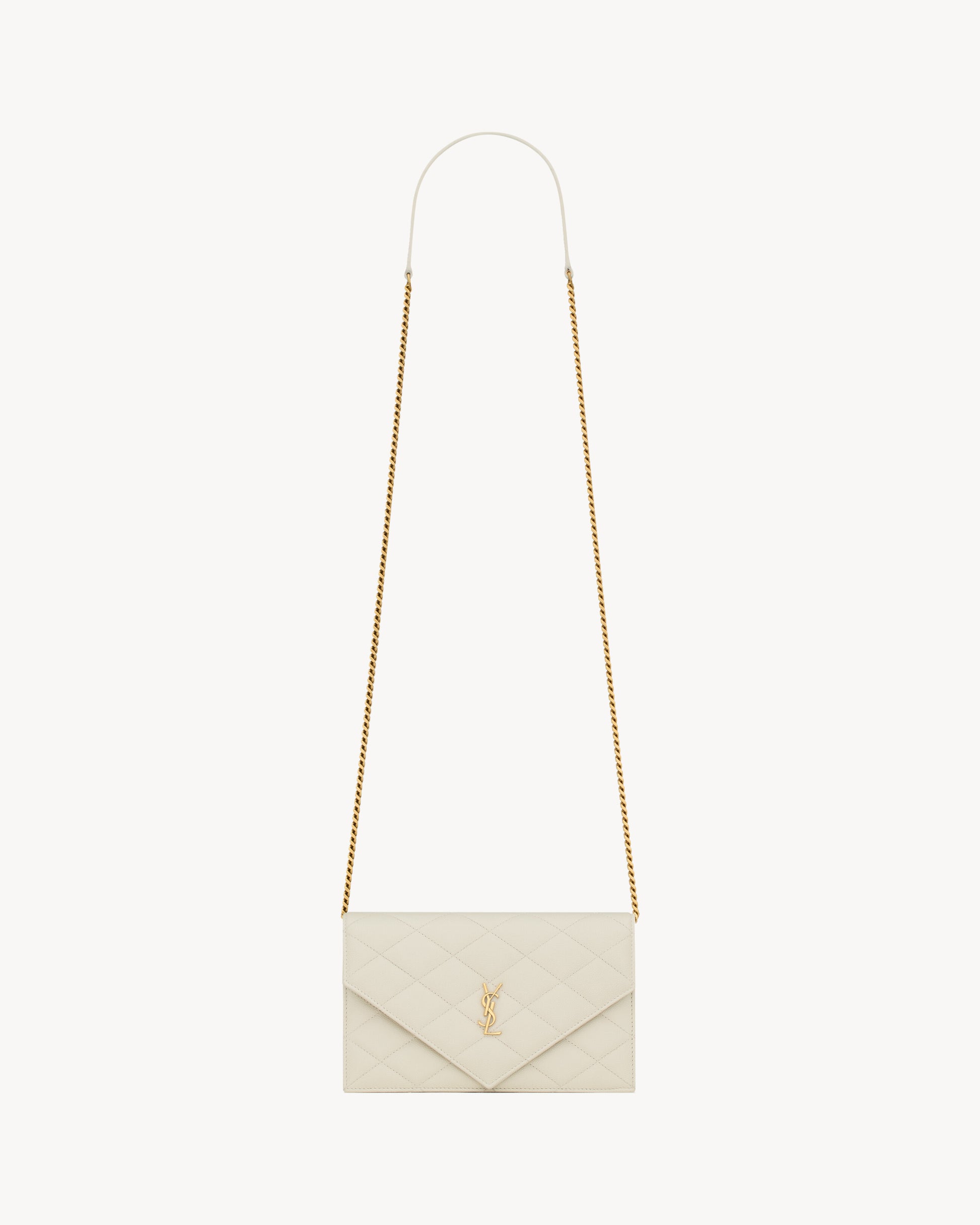 PARIS chain wallet in GRAIN DE POUDRE leather