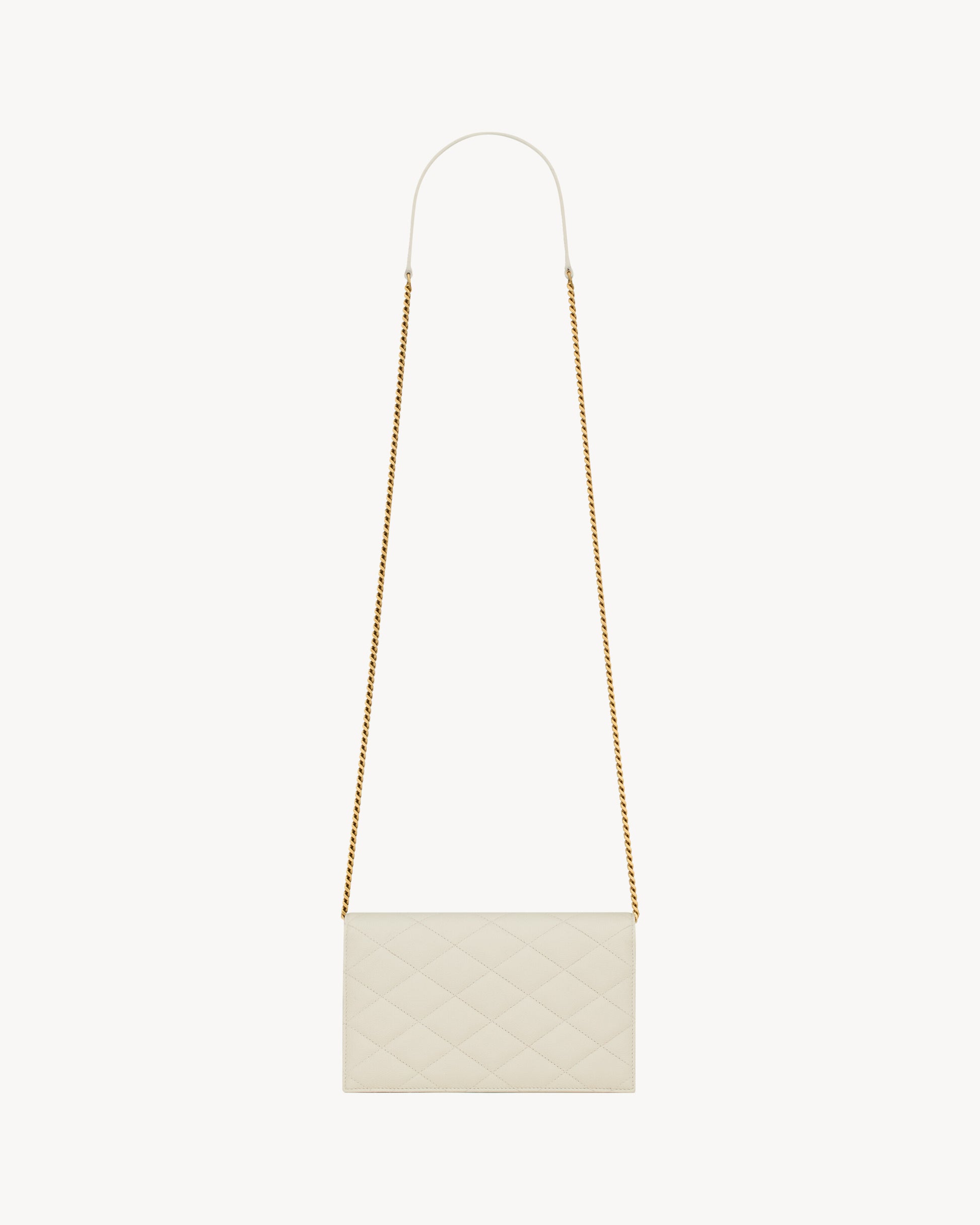 PARIS chain wallet in GRAIN DE POUDRE leather