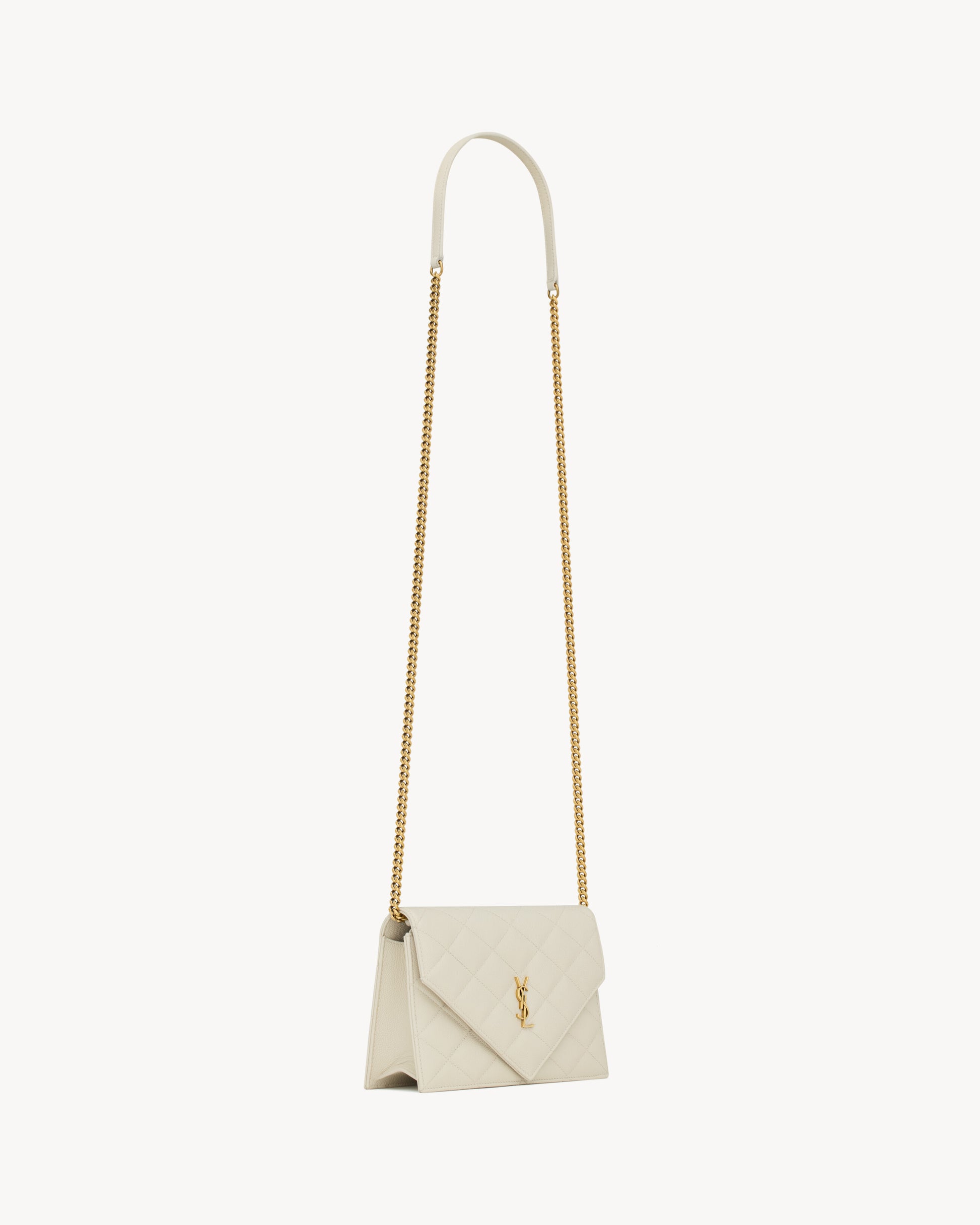 PARIS chain wallet in GRAIN DE POUDRE leather