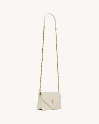 PARIS chain wallet in GRAIN DE POUDRE leather