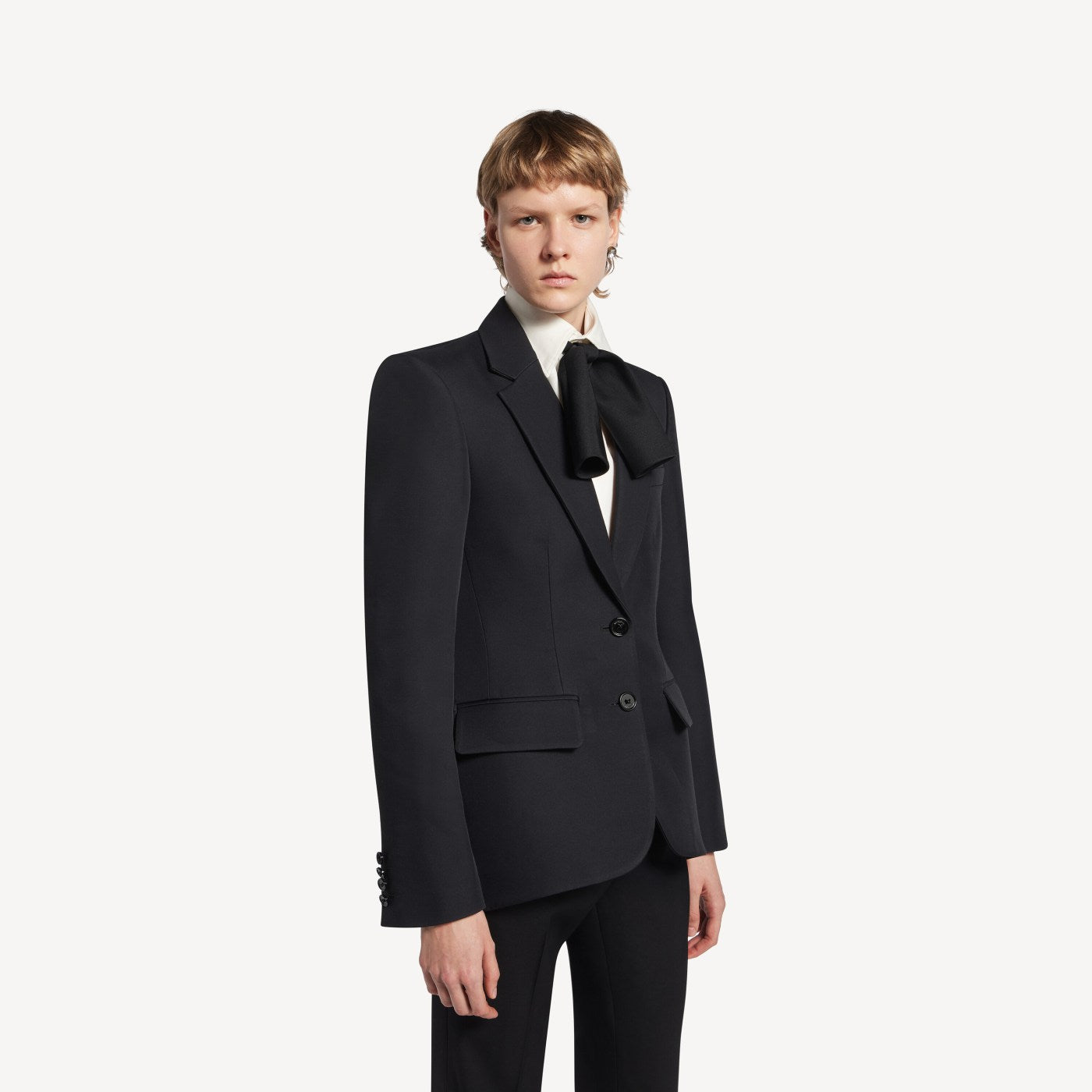 Single-breasted cocoon jacket