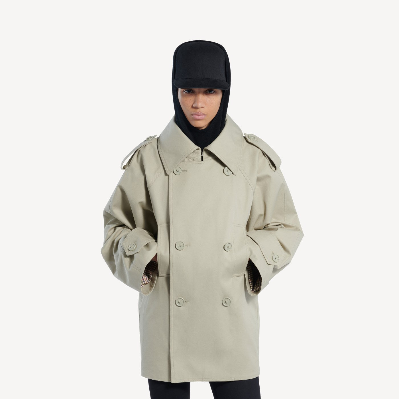 Double-breasted trenchcoat