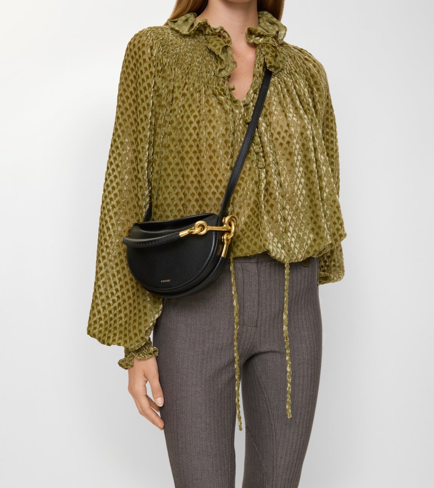 Bridle Clutch in Black