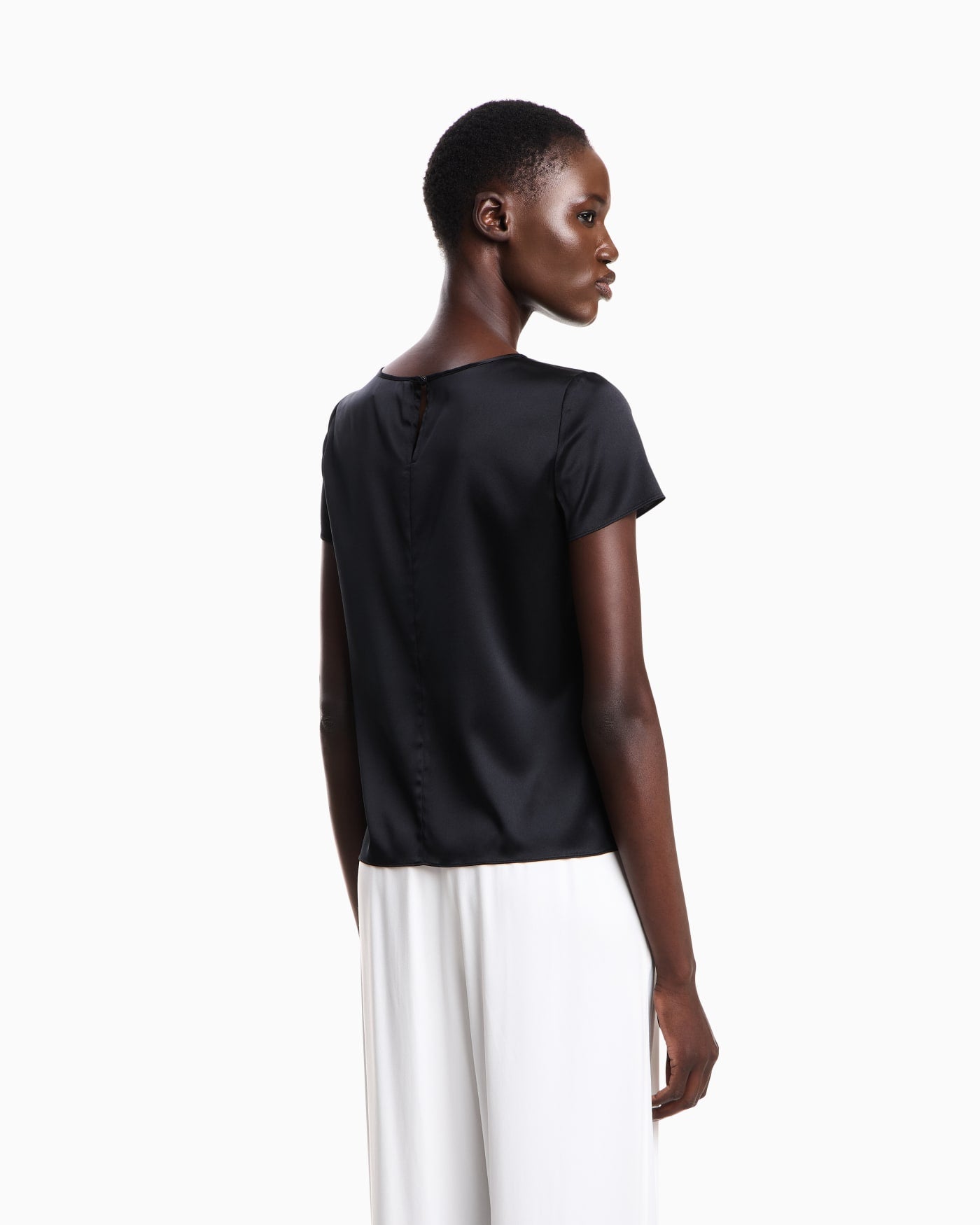 Satin blouse in a silk blend with short sleeves Essential
