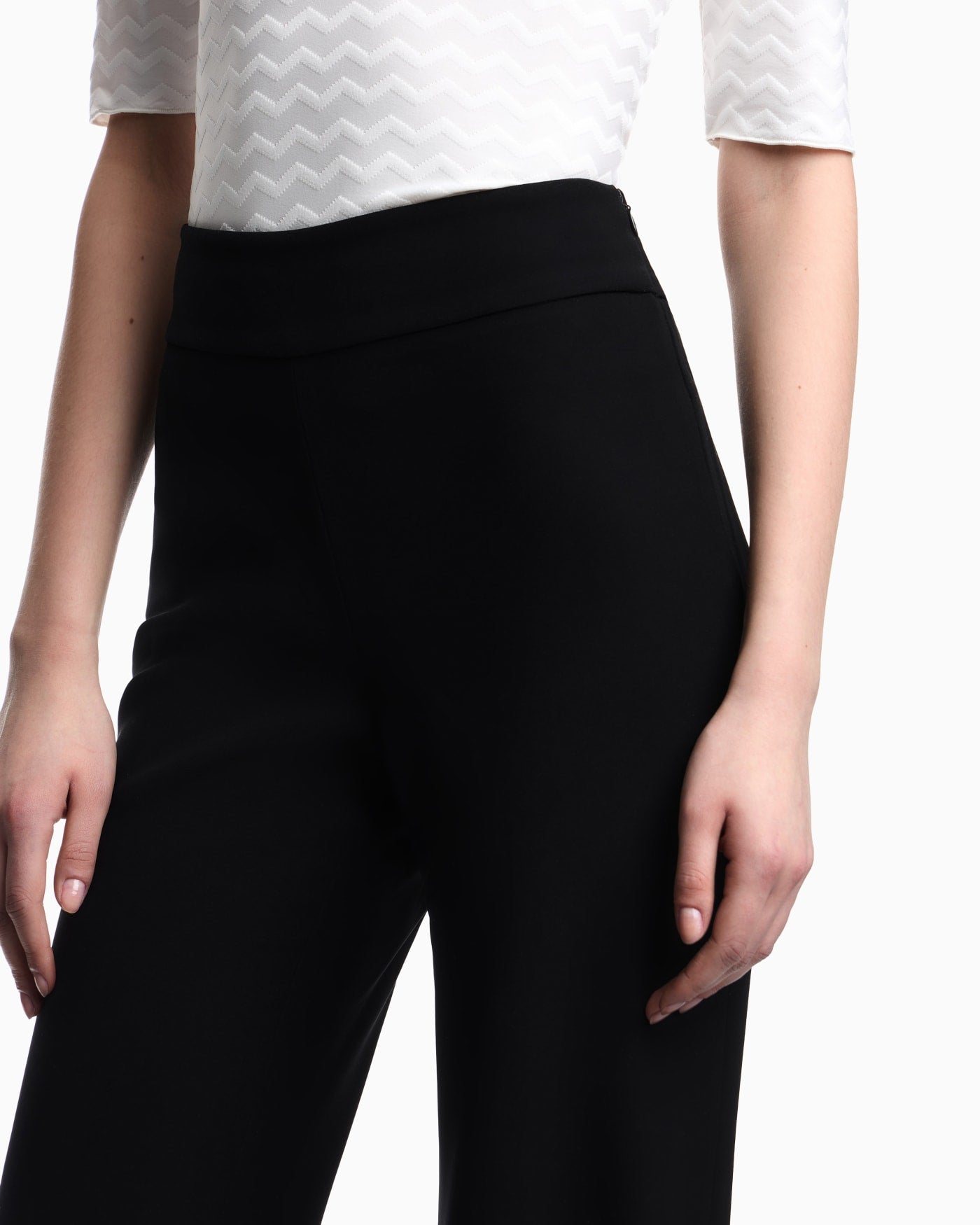 Wide leg high waist trousers woman