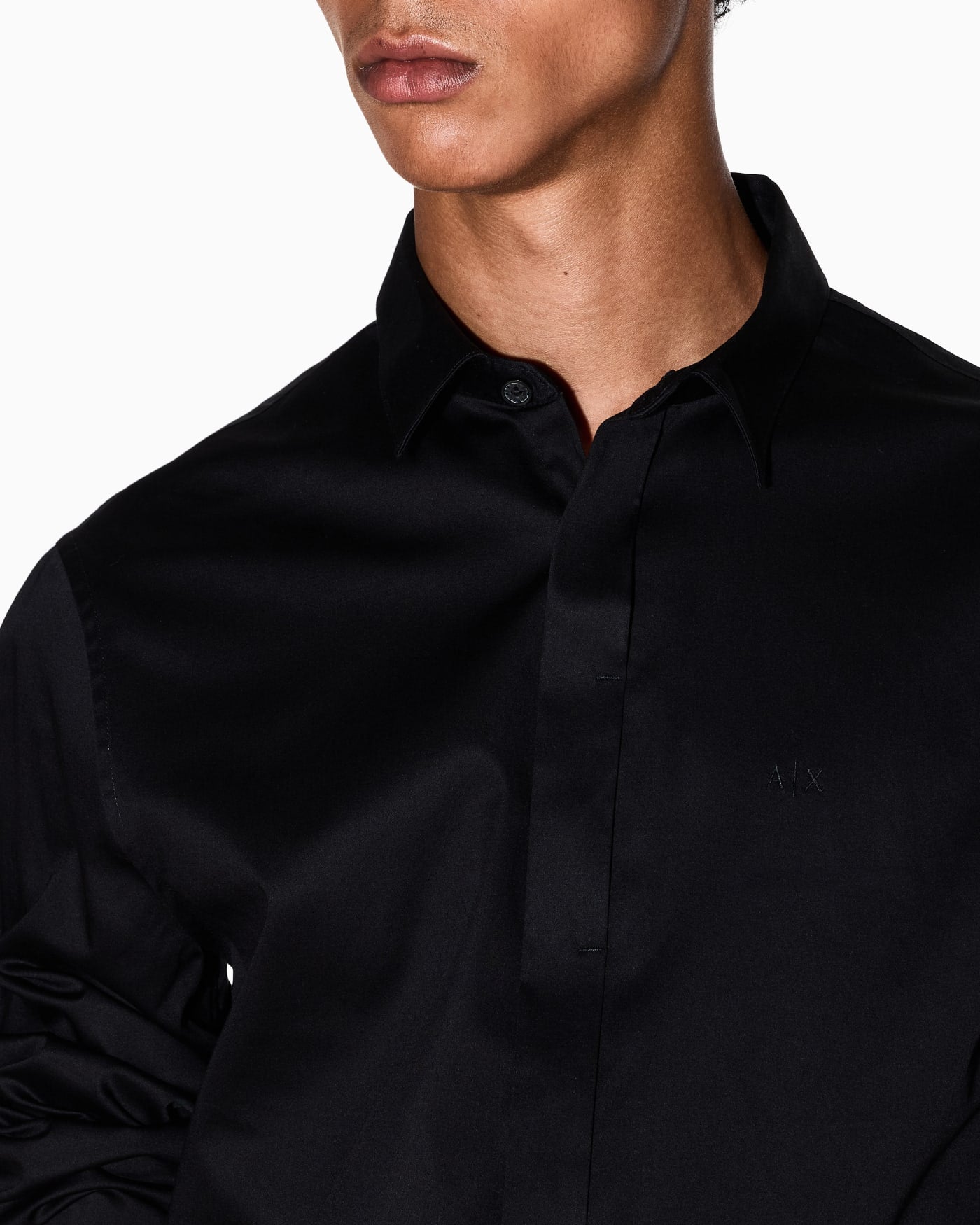 Slim-fit dress shirt in stretch cotton satin Essential