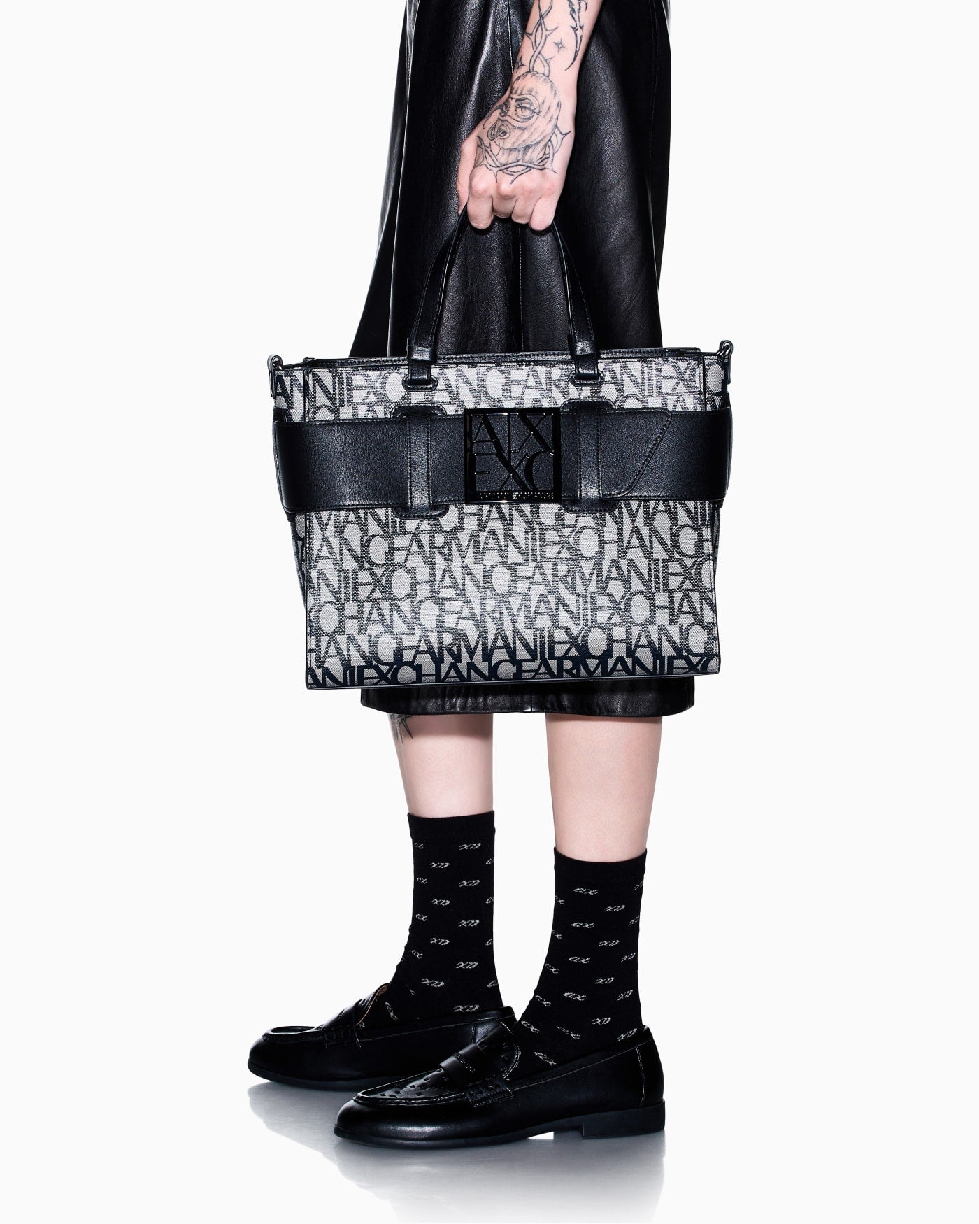 Monogram fabric shopper woman