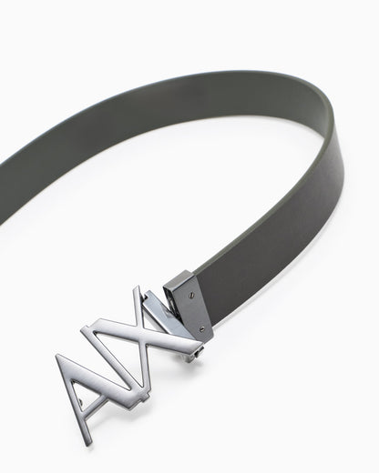 Leather belt with reversible plate buckle