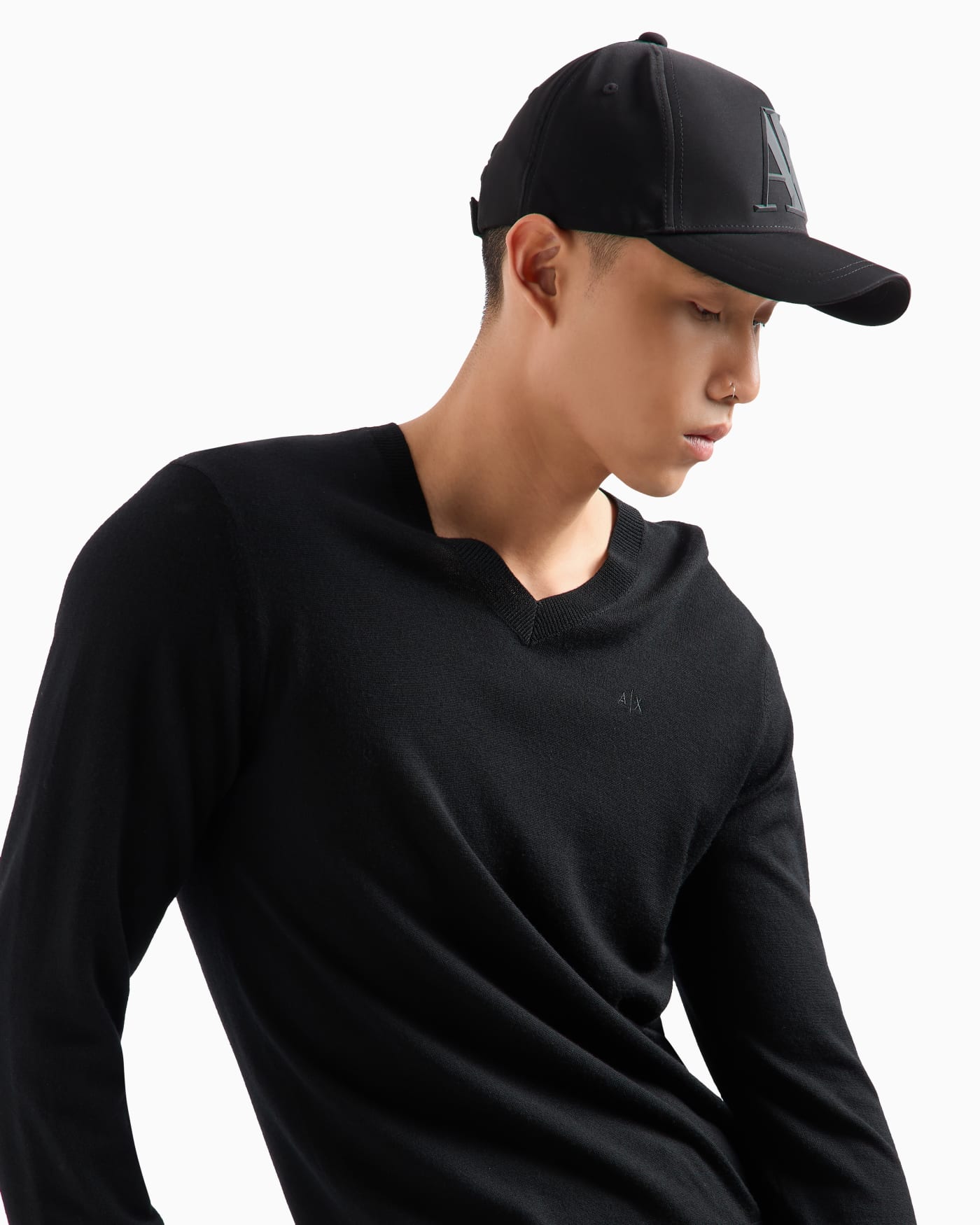 Baseball hat with embossed logo and curved brim Essential