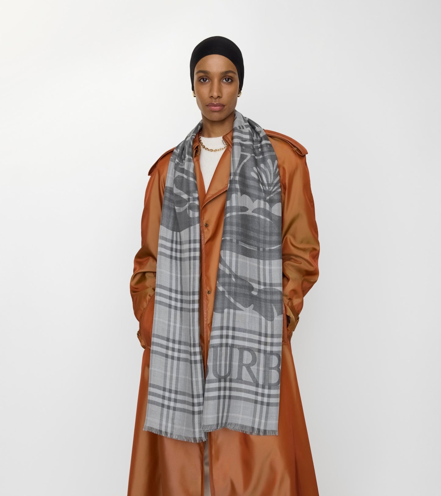 Wide Knight Check Wool Silk Scarf in Mitten grey