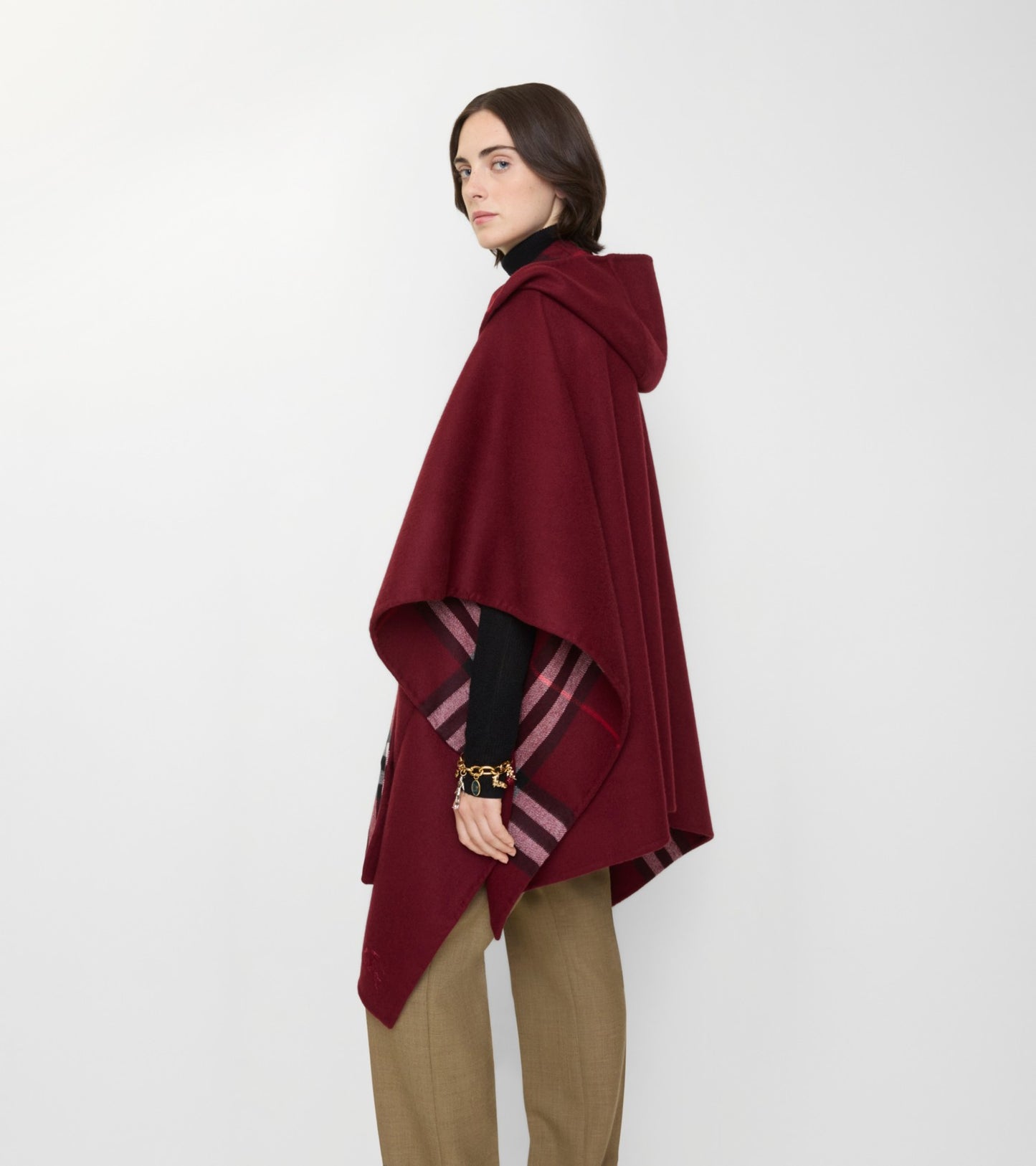 Cashmere Hooded Cape in Oxblood red
