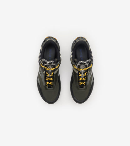 Check and Mesh Discover Sneakers in Thicket green
