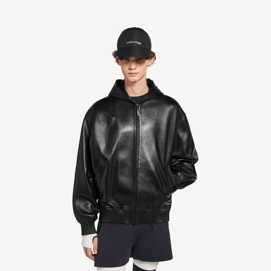Short hooded coat