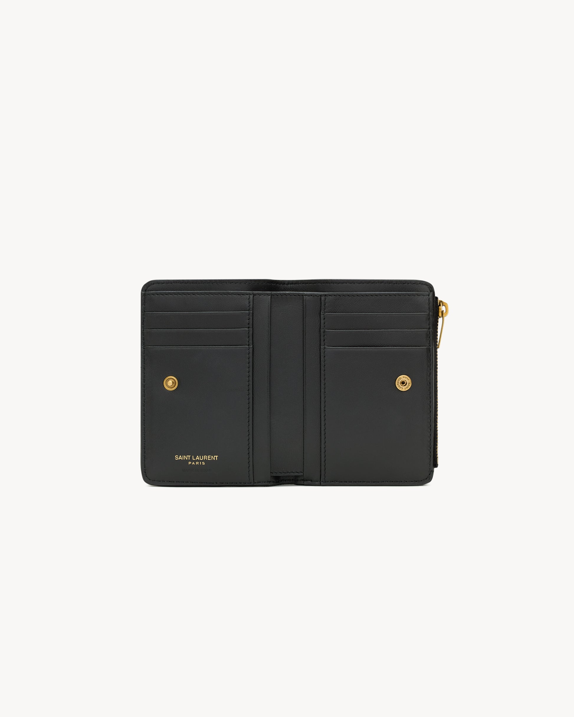NIKI bi-fold wallet in vintage leather