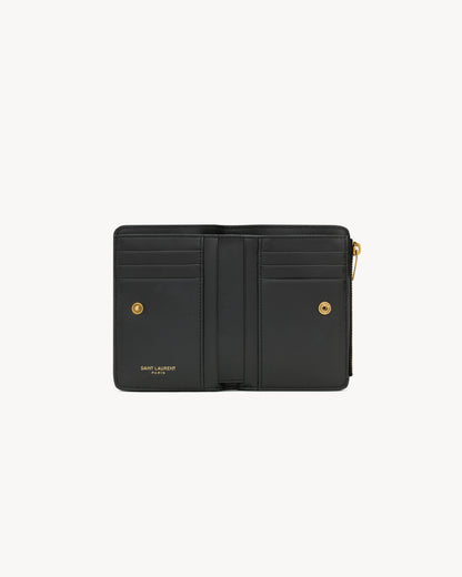 NIKI bi-fold wallet in vintage leather