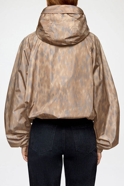 Flyweight Jacket in Printed Nylon