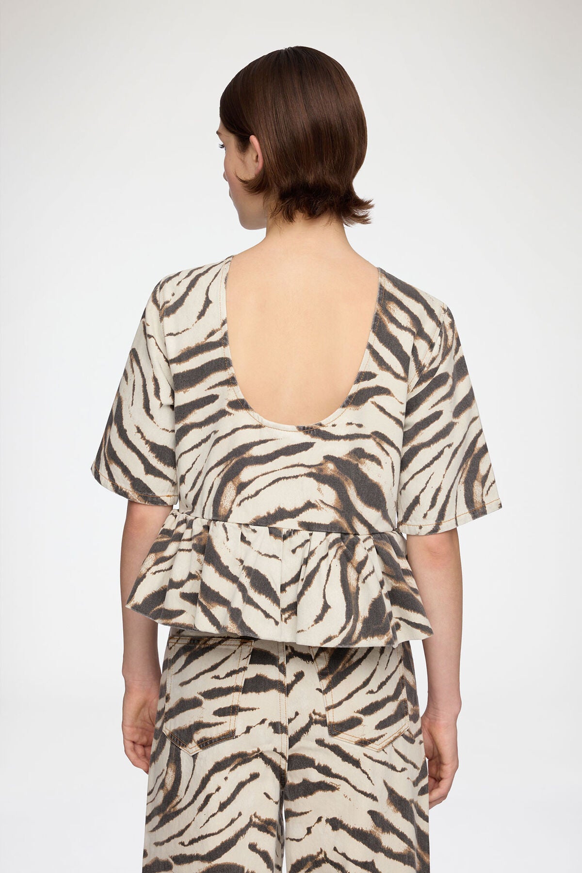 Top in Zebra Denim