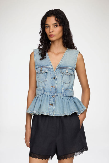 Vest in Lightweight Denim