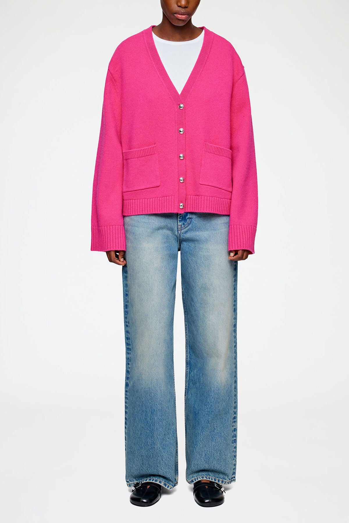 Classic Cardigan in Wool