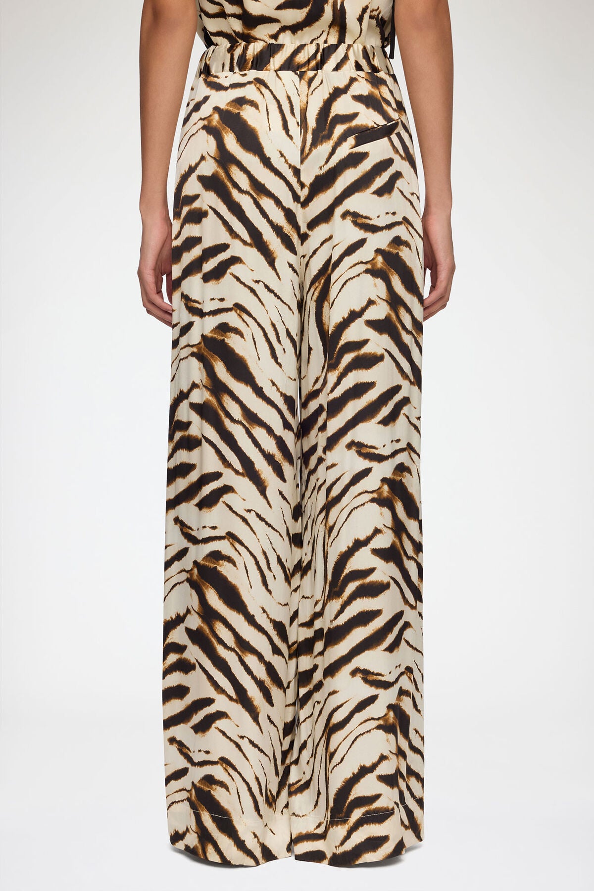 Trousers in Zebra Satin