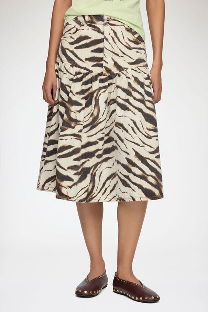 Skirt in Printed Denim