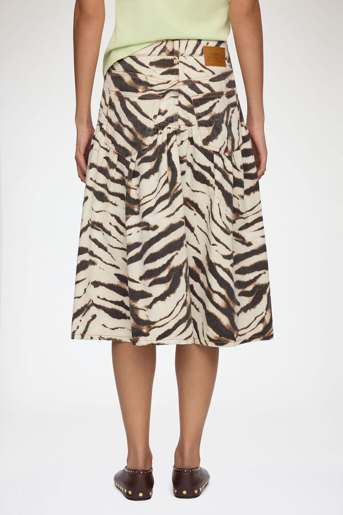 Skirt in Printed Denim