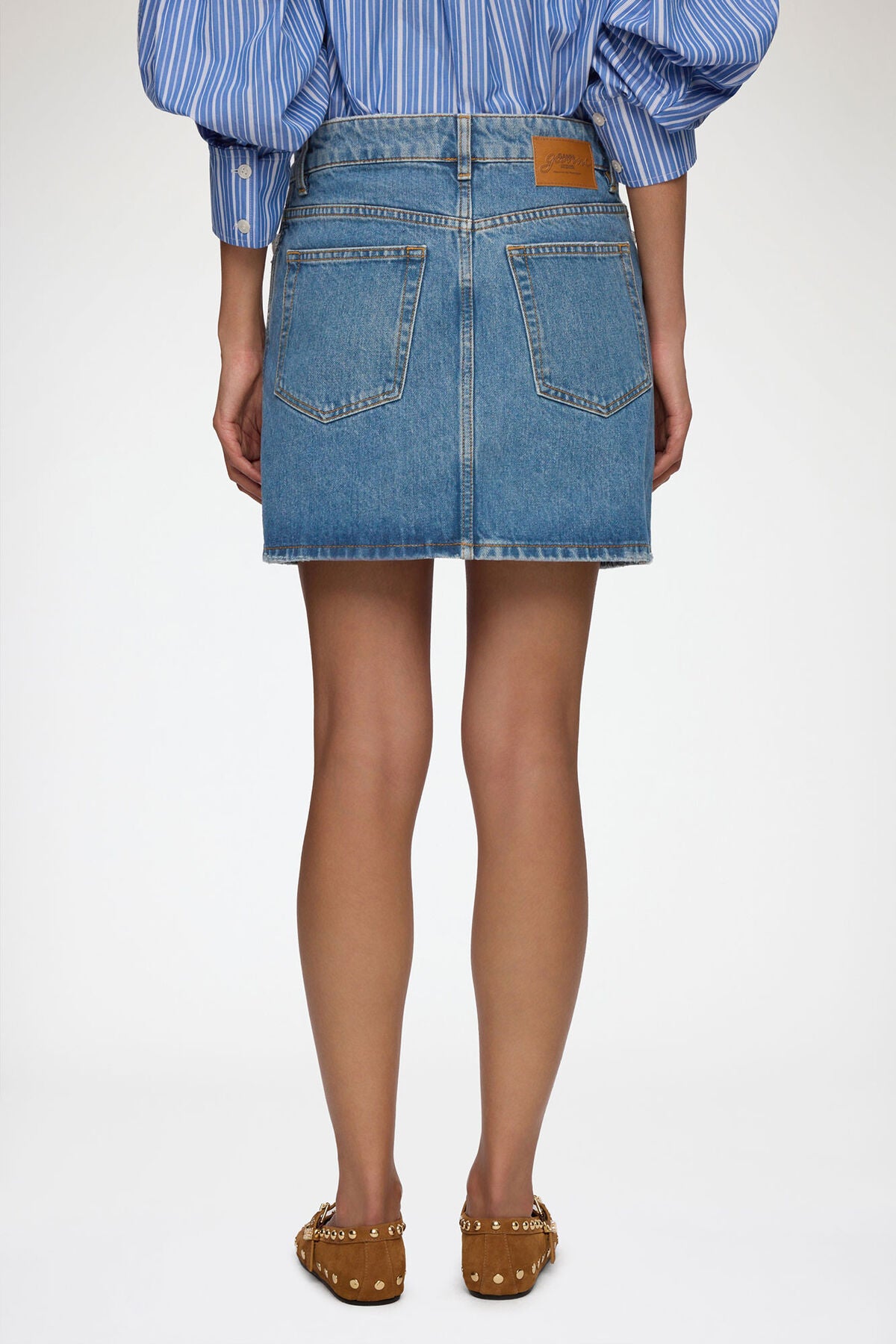 Skirt in Rigid Denim