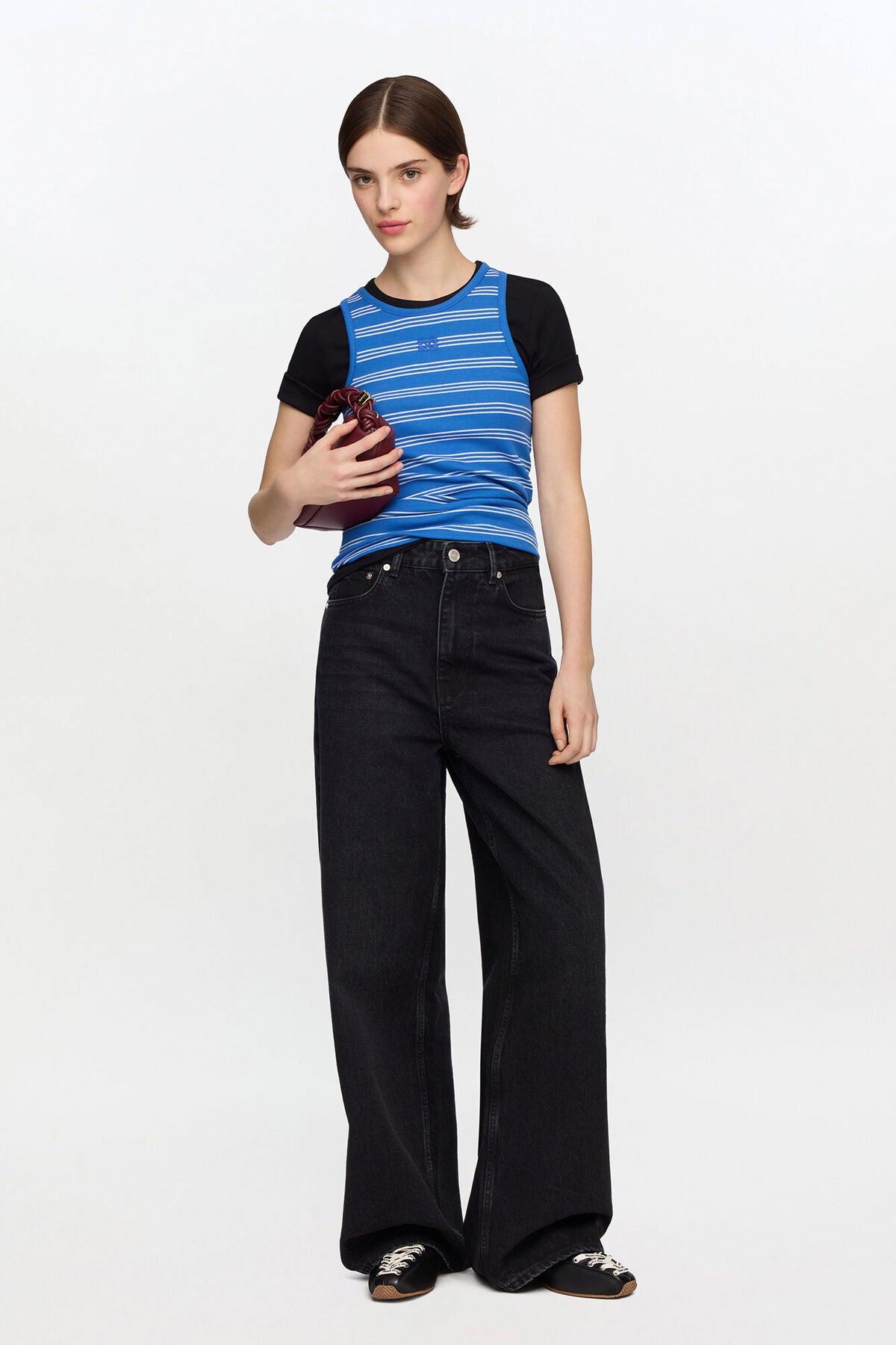 Lari Jeans in Black Rigid Denim
