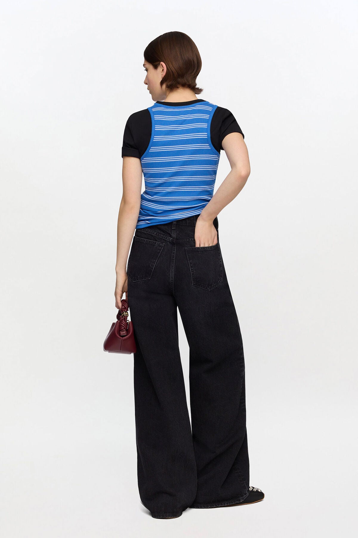 Lari Jeans in Black Rigid Denim