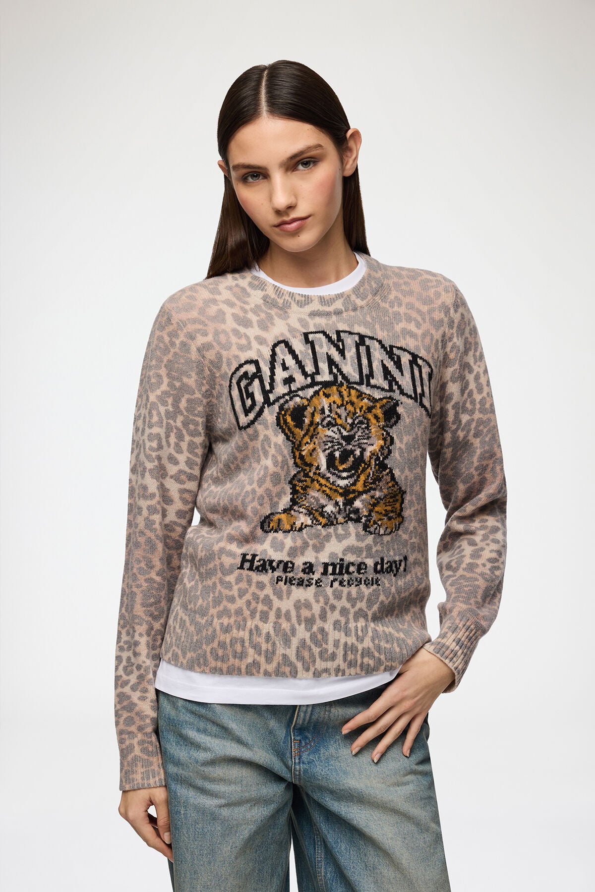 Jumper with Tiger