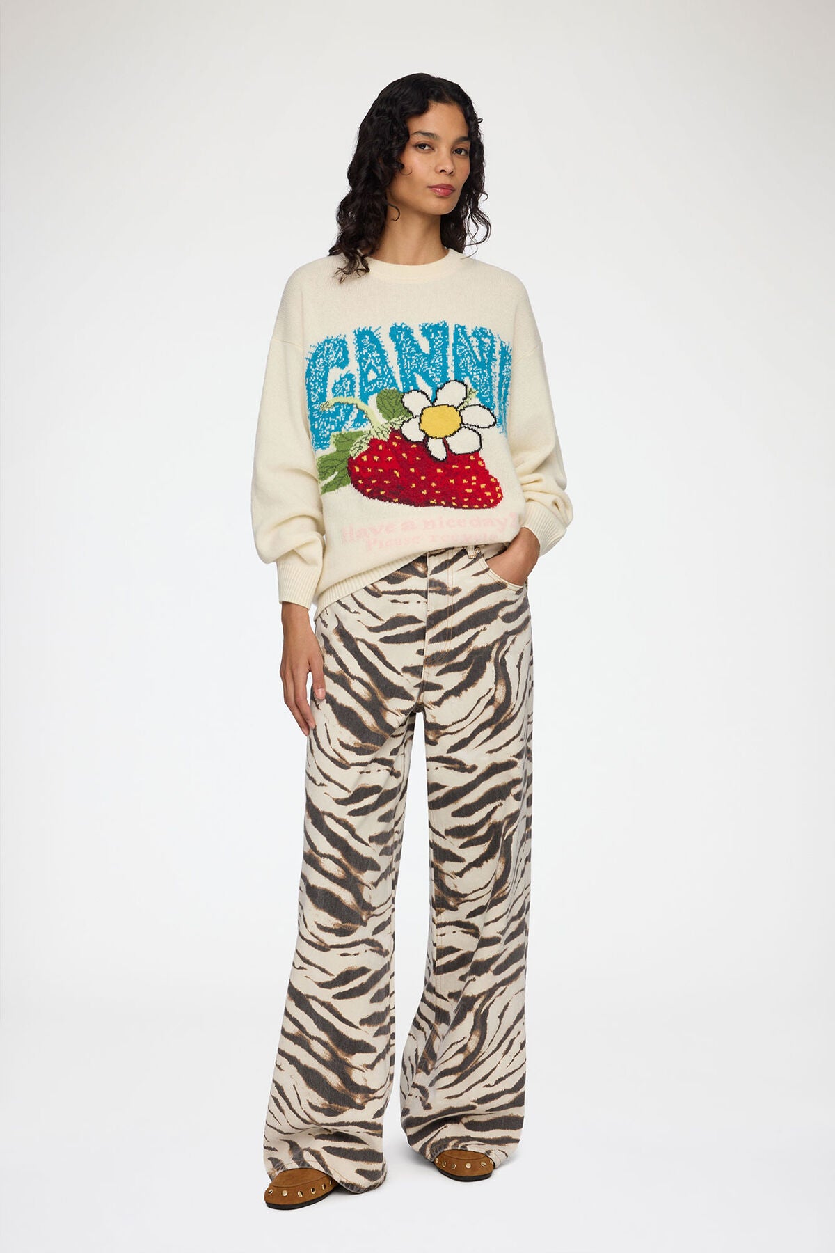 Oversized Jumper with Strawberry