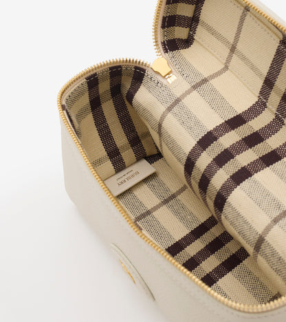 Bloomsbury Vanity Bag in Soap beige/light beige